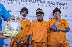 BNN Tangkap Penyelundup 32 Kg Sabu Jaringan Internasional