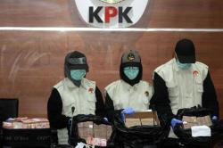 Begini Kronologi OTT Jambi, Ada yang Coba Hancurkan Bukti Transfer