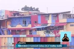 Dicat Warna-Warni, Kampung di Sekitar Danau Sunter Jadi Terlihat Indah