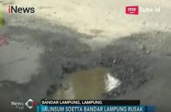 Belum Genap Setahun, Jalan Lintas Sumatera Kembali Rusak