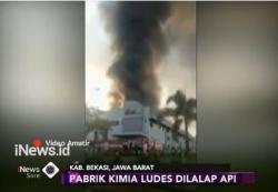 Kebakaran Lahap Pabrik Kimia di Cikarang