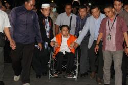 Pakai Kursi Roda, Setya Novanto Tampak Lesu