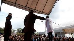 Mucikari di Aceh Ini Sujud Syukur Usai Jalani Hukuman Cambuk