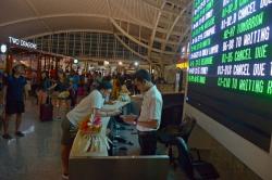 445 Jadwal Penerbangan di Bandara Ngurah Rai Dibatalkan<