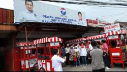 DPD Perindo Kabupaten Bandung Barat Bagikan Gerobak UMKM