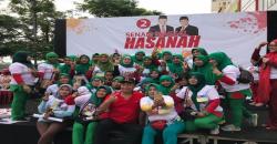 Ribuan Warga Bekasi Ikut Senam Hasanah Bareng Kang Hasan
