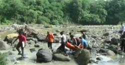 Mayat Penuh Luka Memar Ditemukan di Bawah Jembatan Tol Purbaleunyi