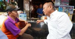 Blusukan ke Pasar Cibinong, Kang Hasan Tebar Janji Program Rumah DP 1%