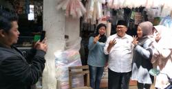 Lanjutkan Kampanye, Oded Blusukan ke Pasar Cibogo