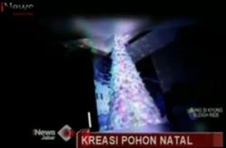 Pohon Natal Botol Plastik Raksasa Ramaikan Perayaan Natal di Garut