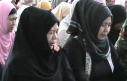 Gelar Doa Bersama, Relawan Dedi Mulyadi Tak Kuasa Menahan Tangis