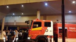 Mal Ciputra Terbakar, Ratusan Pengunjung Panik Berhamburan