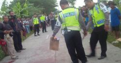 Tabrak Motor, Truk Sarat Penumpang Terguling di Grobogan, 3 Tewas