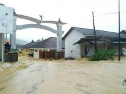 Dampak Siklon Cempaka Meluas, 19 Tewas