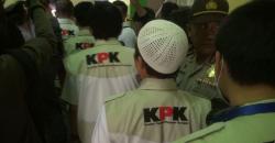 9 Penyidik KPK Geledah Ruang Kerja Bupati Jombang