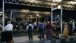 Ribuan Penumpang Telantar di Terminal Bungurasih