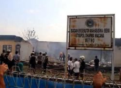 Gedung STKIP Kumala Metro Hangus Dilalap Sijago Merah