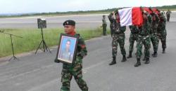 Gugur Bertugas, Pratu Vicky Rumpaisum Naik Pangkat Jadi Praka Anumerta