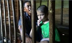 Bocah di Palangkaraya Terpaksa Dipasung  