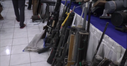 Warga Monjok dan Taliwang Sepakat Damai, 1200 Senpi Diserahkan