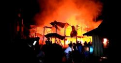 2 Rumah Terbakar di Wajo Sulsel, Seorang Nenek Tewas Terjebak Api<