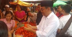 Terima Keluhan Pedagang, Djarot Janji Revitalisasi Pasar Tradisional