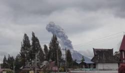 Gunung Sinabung Meletus Lagi, Waspadai Erupsi Susulan