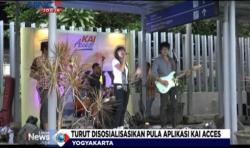 Suguhan Musik Jazz bagi Penumpang di Stasiun Tugu Yogyakarta