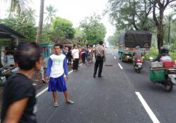 Mau Jalan-Jalan ke Pantai Bugel, Nenek dan Cucu Tewas Tertabrak Mobil