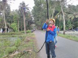 Petugas PLN Mulai Perbaiki 10.000 Jaringan Listrik di Kulonprogo