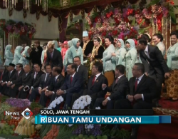 VIDEO: Menteri Kabinet Kerja Berfoto di Pelaminan Kahiyang-Bobby