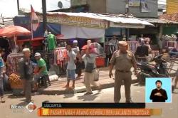 Pasar Tanah Abang Kembali Semrawut