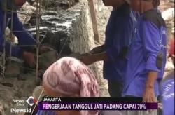 Pembangunan Tanggul Jatipadang Mencapai 70%