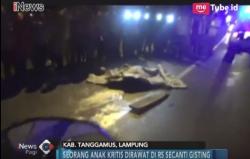 Berboncengan Bertiga, Wanita Tewas Terlindas Mobil