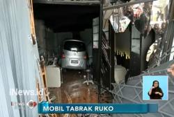 Salah Injak Pedal Rem, Minibus Tabrak Mobil dan Ruko