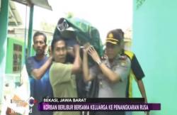 Isak Tangis Iringi Pemakaman Lansia Korban Jembatan Ambruk