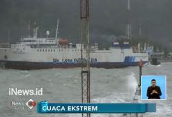 Diterjang Ombak, Kapal Ferry Tabrak Dermaga Pelabuhan