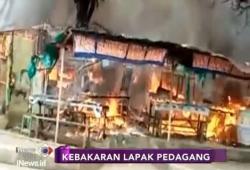 16 Kios dan 4 Motor Pedagang Hangus Terbakar