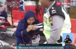 Tolak Ditilang, Seorang Ibu Nekat Gigit Tangan Polisi