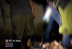 Gerebek Warung Rokok, Petugas Amankan Puluhan Miras