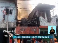 Anak Main Korek Gas, 7 Rumah di Kramat Pulo Ludes Terbakar