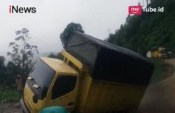 Tak Ada Perhatian Pemerintah, Jalur Lintas Sumatera Batu Jomba Rusak Parah