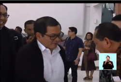 Hadiri Pernikahan, Sejumlah Menteri Sudah Tiba di Bandara Adi Soemarmo