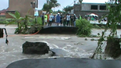 Bantul Dikepung Banjir, Dua Jembatan Antarkecamatan Hanyut
