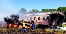 Tabrak Truk, 18 Penumpang Kereta Tewas dan 180 Orang Terluka