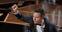 Sam Rockwell Bawa Pulang Piala Oscar untuk Aktor Pendukung Terbaik