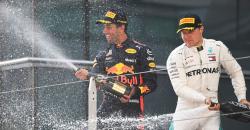 Ricciardo Juara, Verstappen Tabrak Vettel