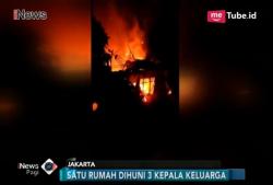 Diduga Dibakar Pria Gangguan Jiwa, Rumah di Pasar Rebo Hangus