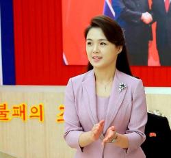 Cerita Tentang Istri Kim Jong Un yang Belum Diketahui Banyak Orang