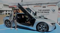 BMW Beri Kesempatan Pengunjung Test Drive Mobil Listrik